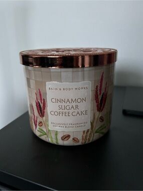 Bath and Body Works Cinnamon Sugar Coffee Cake